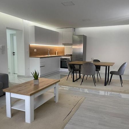 Rozi Apartments ザグレブ エクステリア 写真